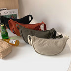 Maren | Halbmondförmige Tasche