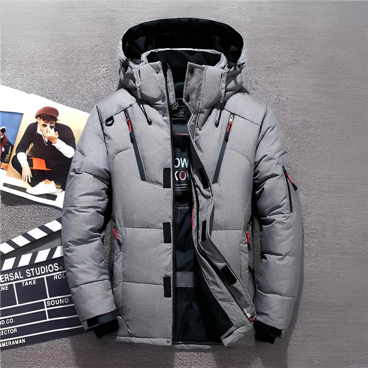 Drune | Luxuriöse Daunenjacke