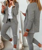 Karin | Anzug-Set Moderner Zweiteiler mit weiter Hose taillierter Blazerjacke