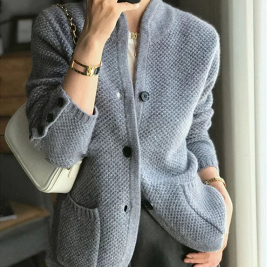 Rosa | Anspruchsvolle kuschelige Strickjacke