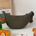 Maren | Halbmondförmige Tasche