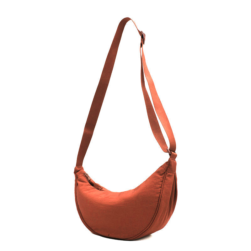 Maren | Halbmondförmige Tasche