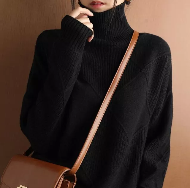 Drune Hannover - Lose Rollkragenpullover Strickjacke